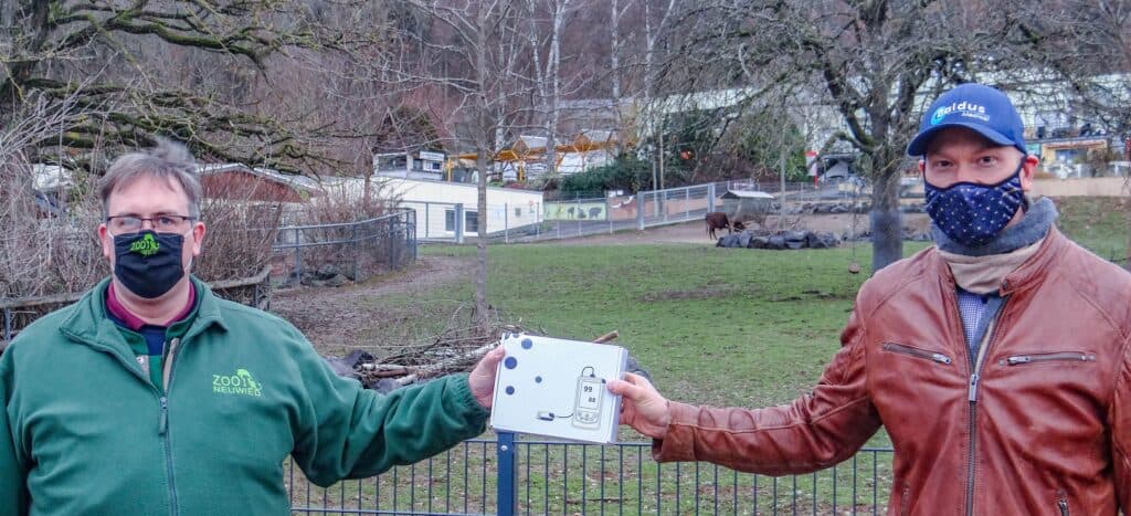 Eine komplexe Behandlung beim Zahnarzt wird mit Lachgassedierung oftmals als angenehmer und kürzer wahrgenommen.