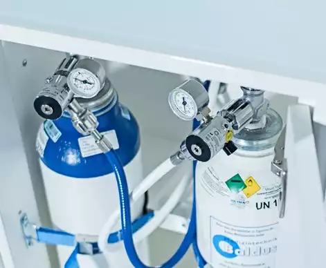 Gasfüllung und Ersatzteile