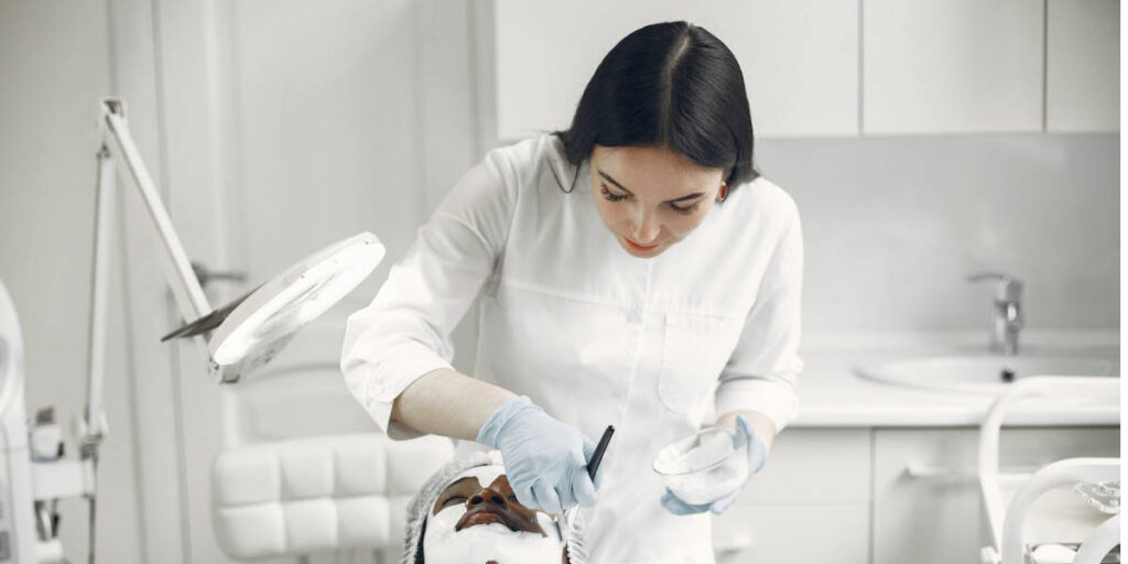 Lachgas in der ästhetisch-plastischen Chirurgie